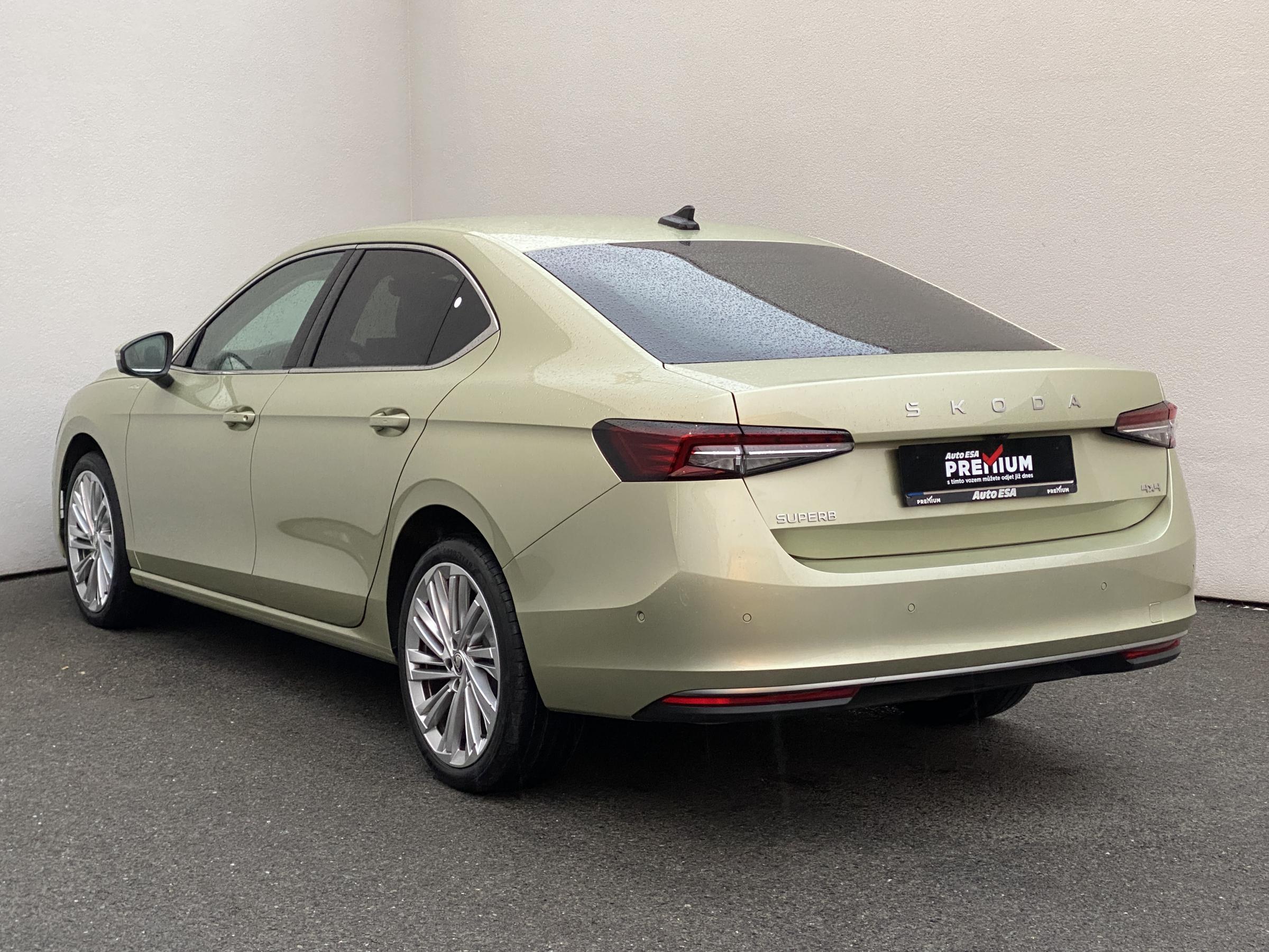 Škoda Superb IV, 2024 - pohled č. 6