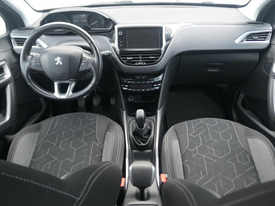 Peugeot 2008 1.2PT 