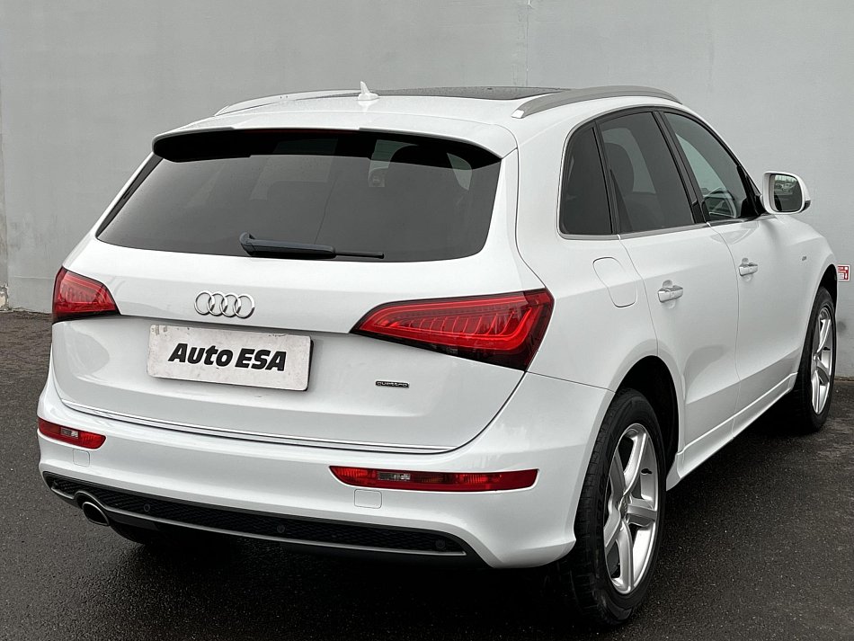 Audi Q5 2.0 TDI S-line 4x4