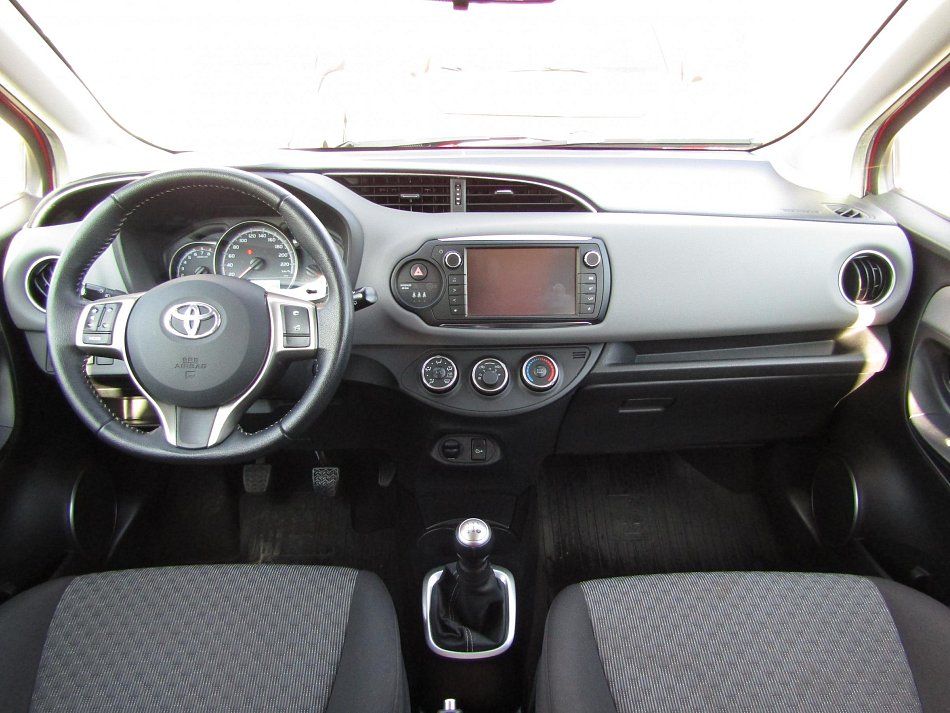 Toyota Yaris 1.0 i 