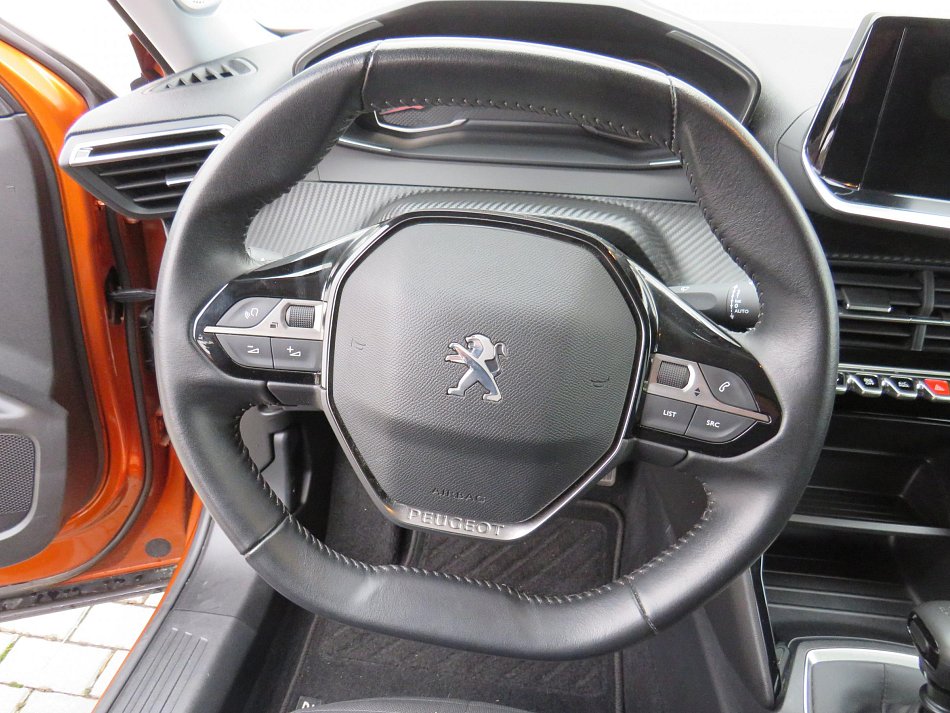 Peugeot 2008 1.2PT 