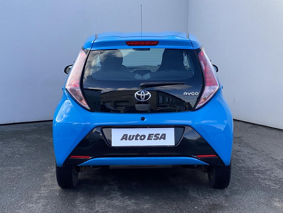 Toyota Aygo 1.0i 