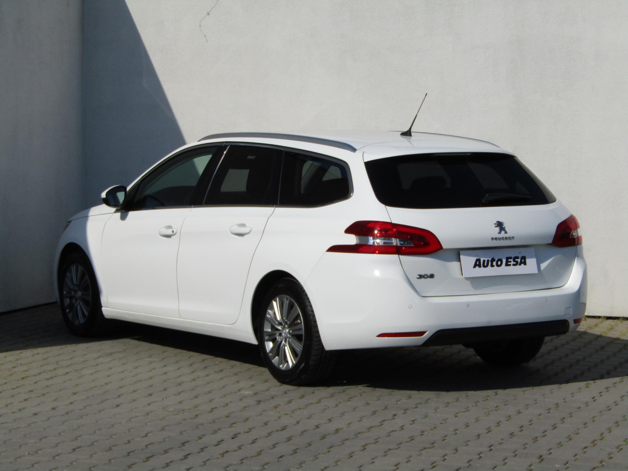 Peugeot 308, 2020 - pohled č. 6