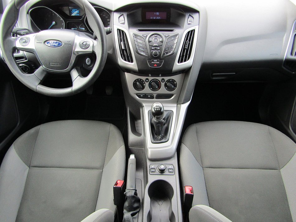 Ford Focus 1.6i 