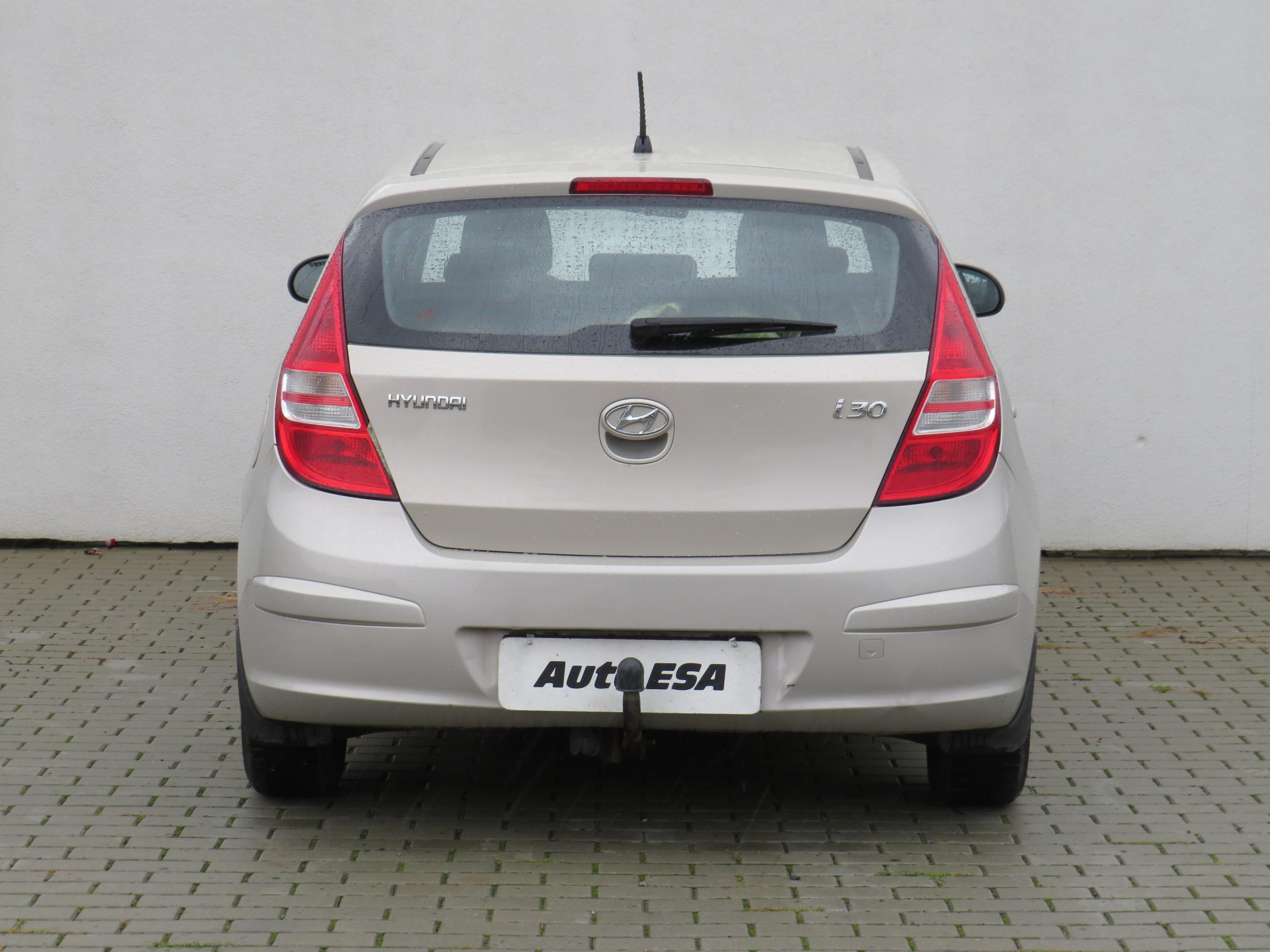 Hyundai i30, 2010 - pohled č. 5