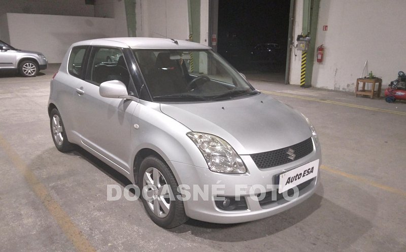 Suzuki Swift 1.3i 