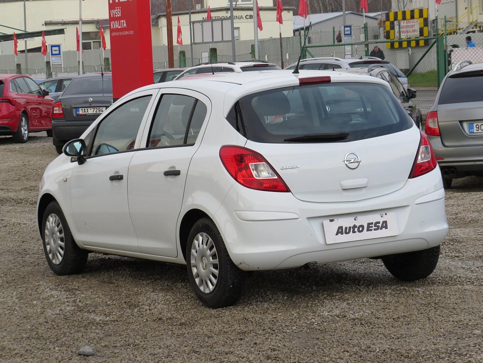 Opel Corsa 1.0i 