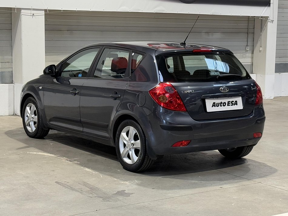 Kia Ceed 1.4i 