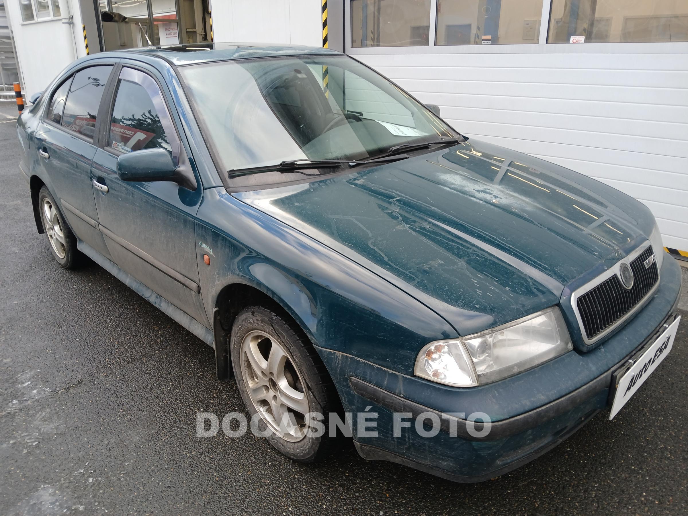 Škoda Octavia, 1998