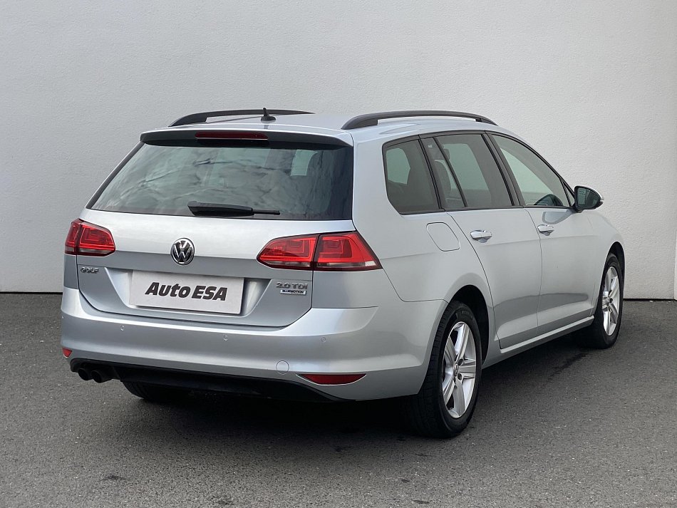 Volkswagen Golf 2.0 TDi 