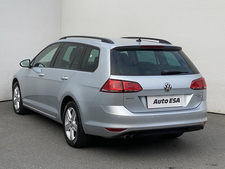 Volkswagen Golf 2.0 TDi 