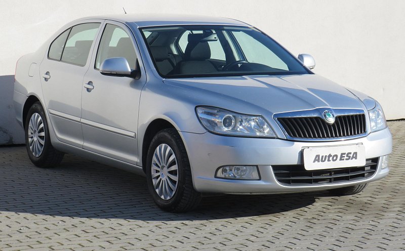 Škoda Octavia II 1.6 TDi Elegance