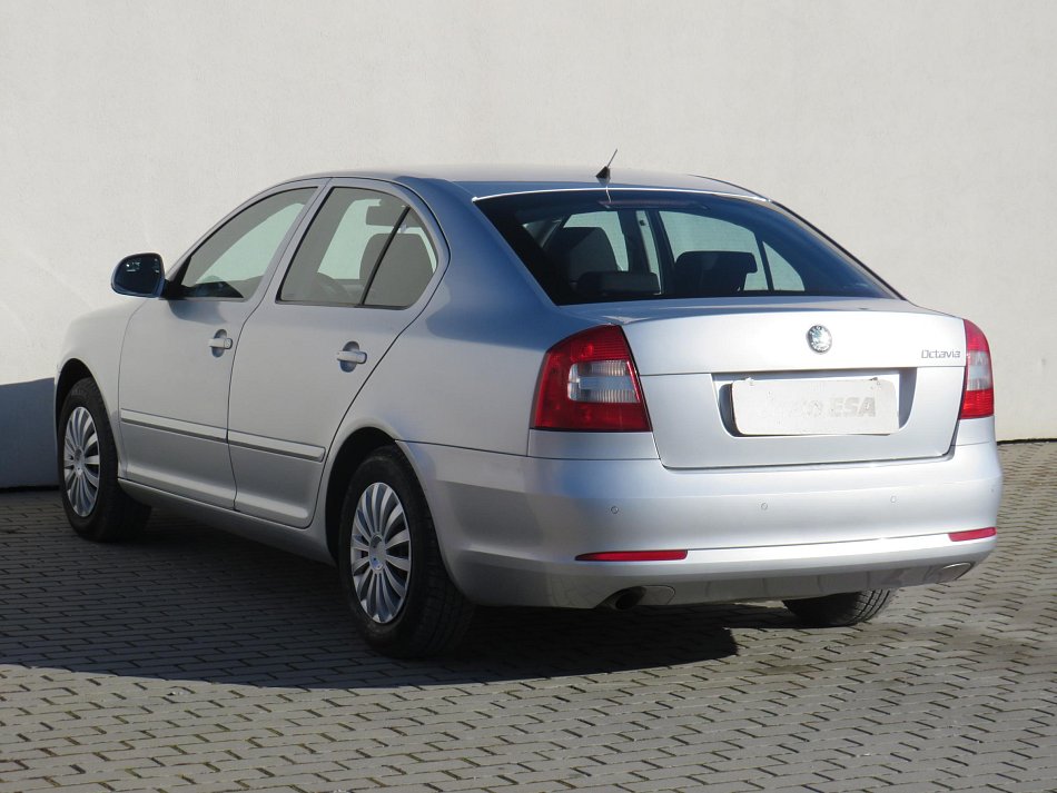 Škoda Octavia II 1.6 TDi Elegance