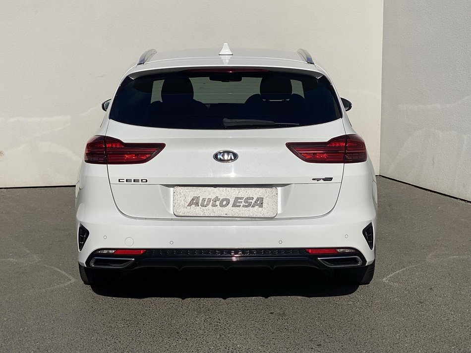 Kia Ceed 1.6 CRDi GT Line