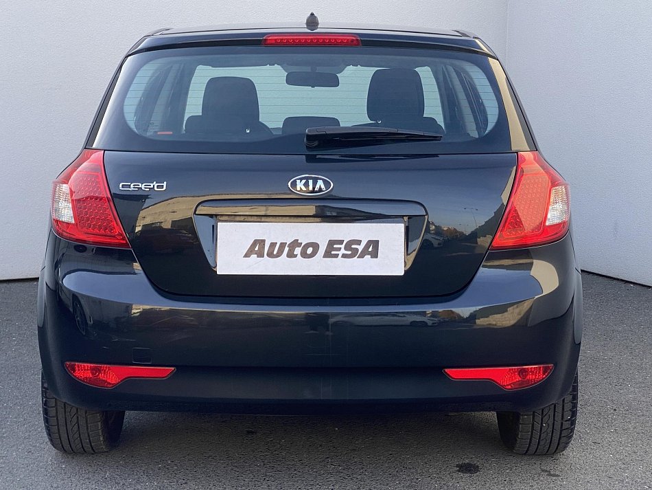 Kia Ceed 1.4CVVT Vision