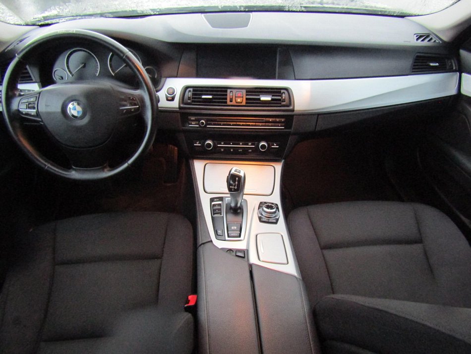 BMW Řada 5 530D  530D