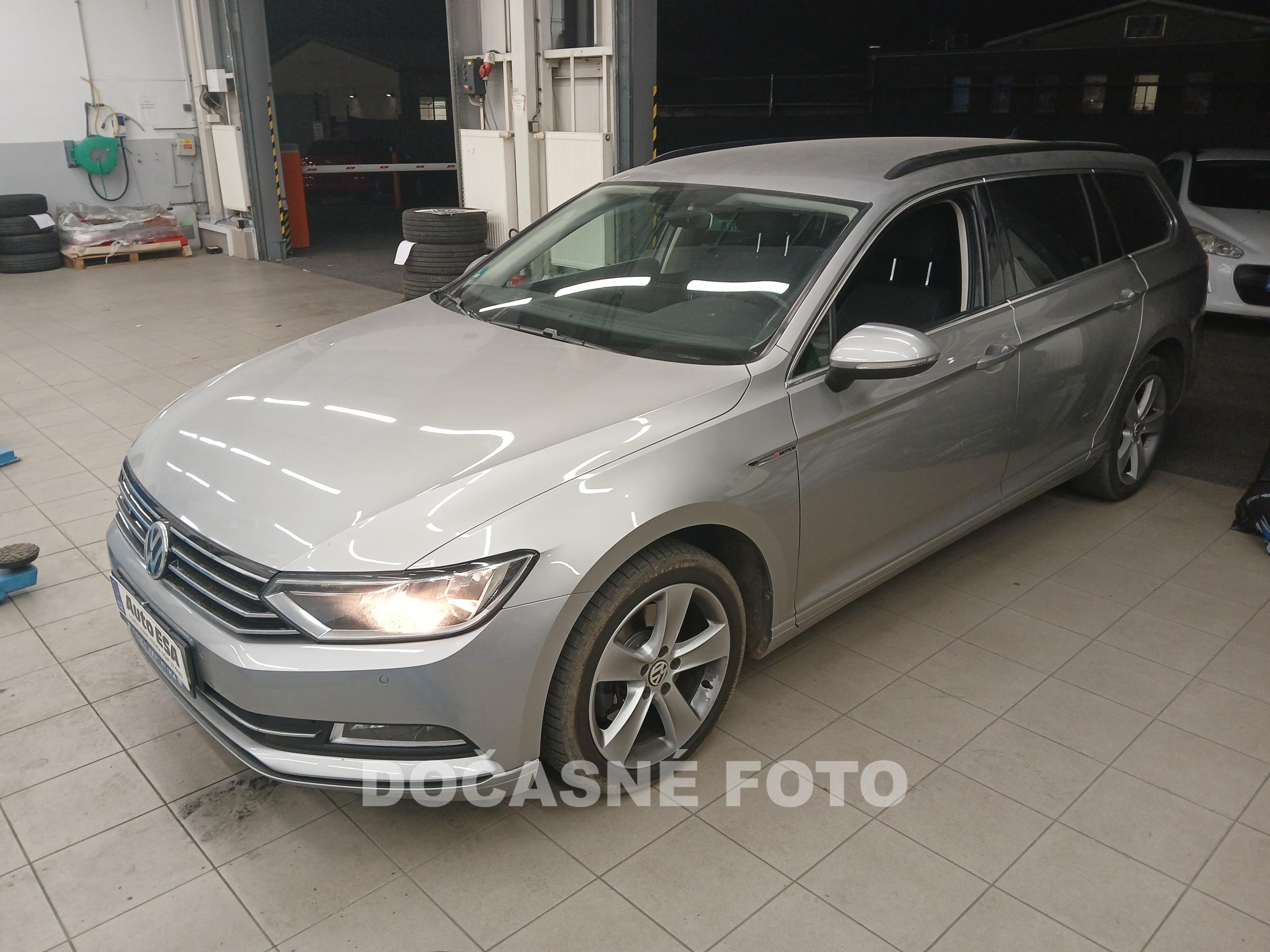 Volkswagen Passat, 2015