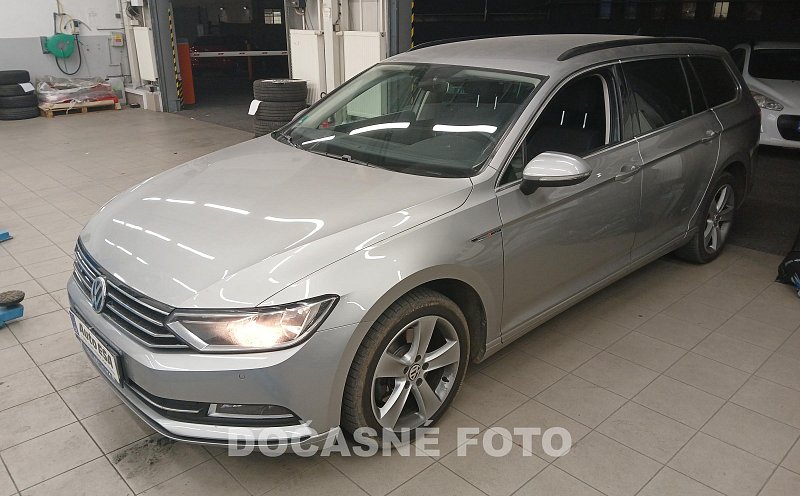 Volkswagen Passat 2.0 TDi 