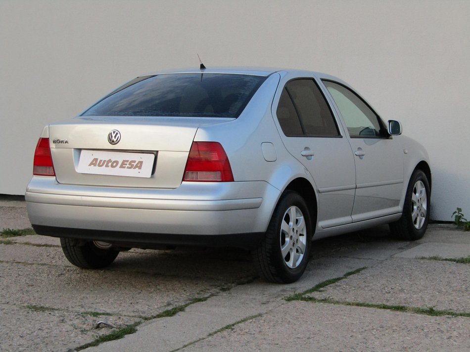 Volkswagen Bora 1.6i 