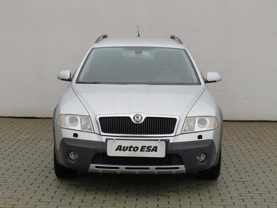 Škoda Octavia II 2.0 TDi Scout 4x4