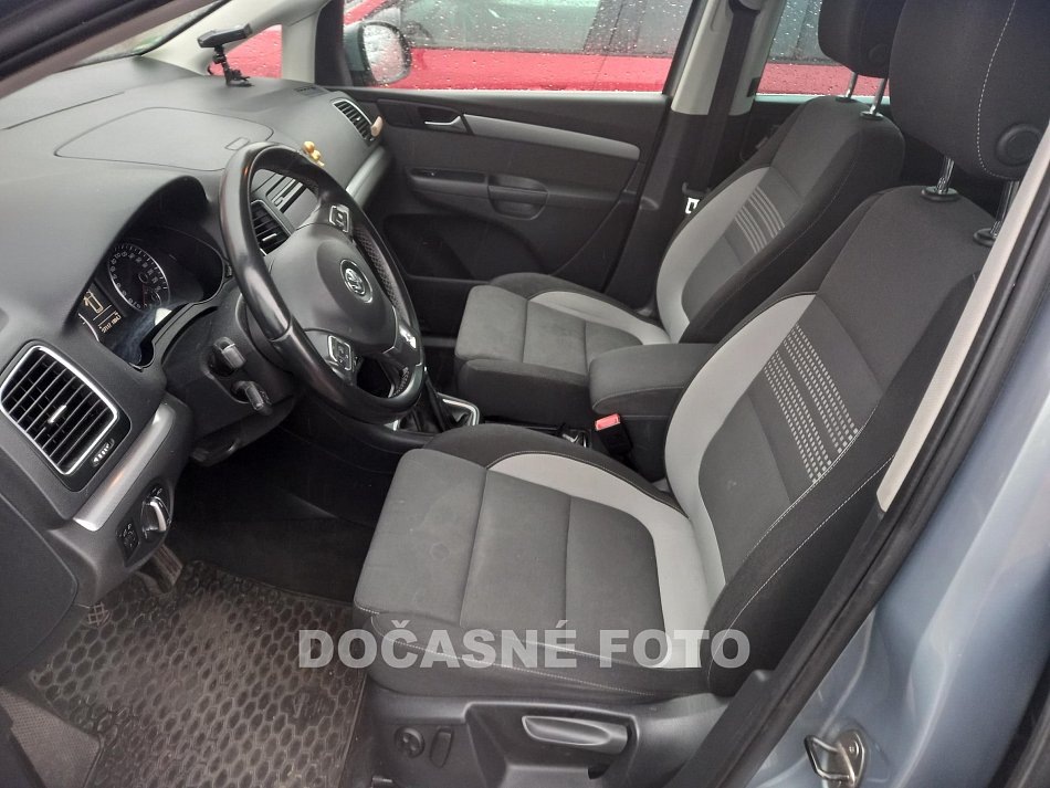 Volkswagen Sharan 2.0TDi 