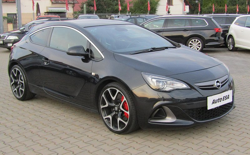 Opel Astra 2.0 OPC GTC