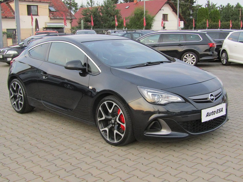 Opel Astra 2.0 OPC GTC