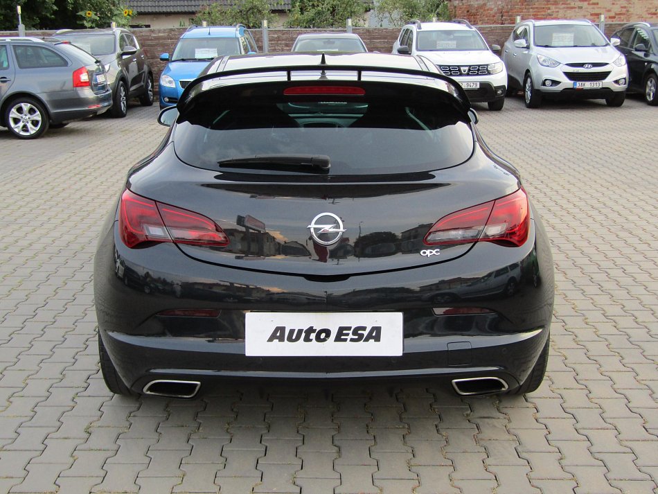 Opel Astra 2.0 OPC GTC