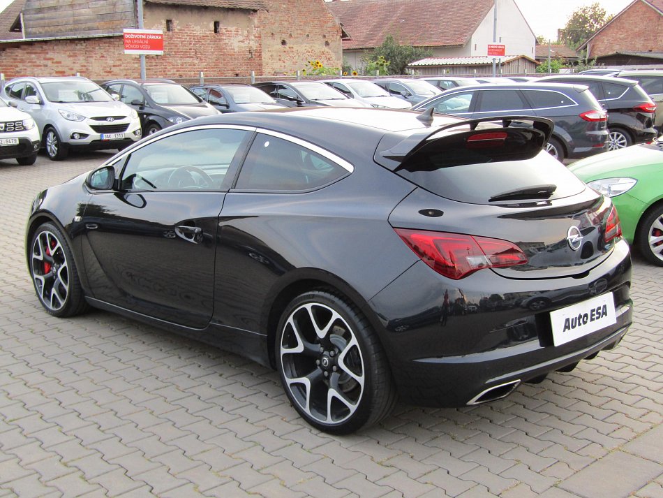 Opel Astra 2.0 OPC GTC