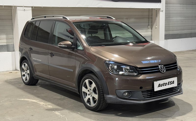 Volkswagen Touran 1.6 TDI CROSS