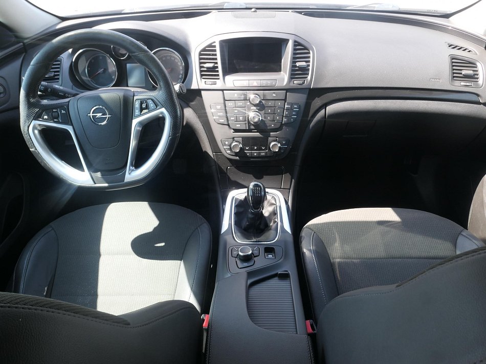 Opel Insignia 2.0 CDTI 