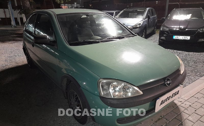 Opel Corsa 1.0 i 