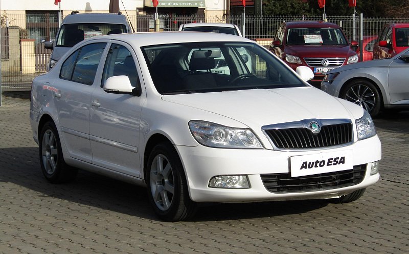 Škoda Octavia II 1.6 MPi Ambiente