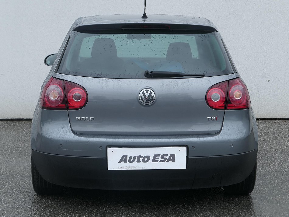 Volkswagen Golf 1.4TSI 