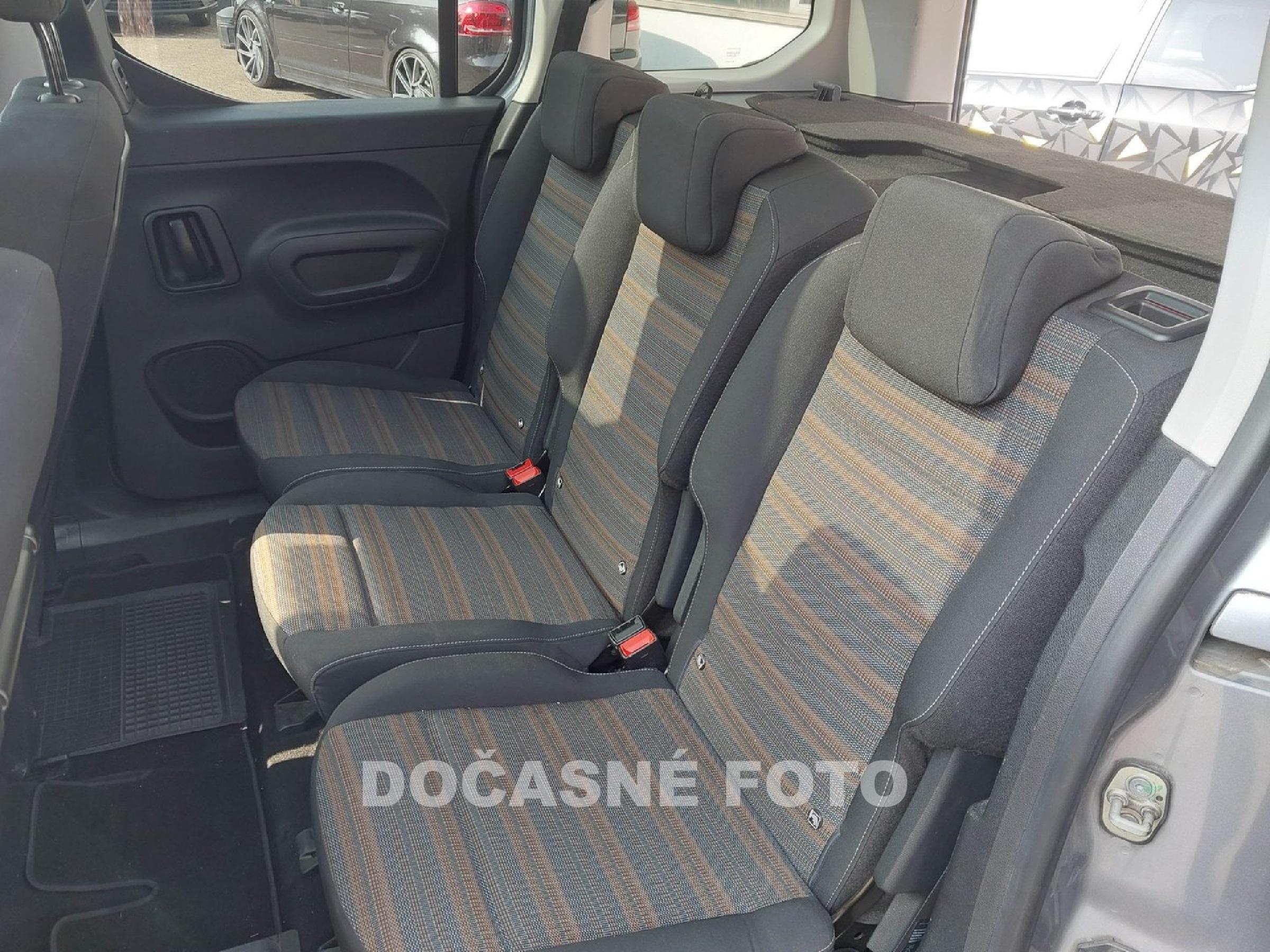 Opel Combo, 2018 - pohled č. 13