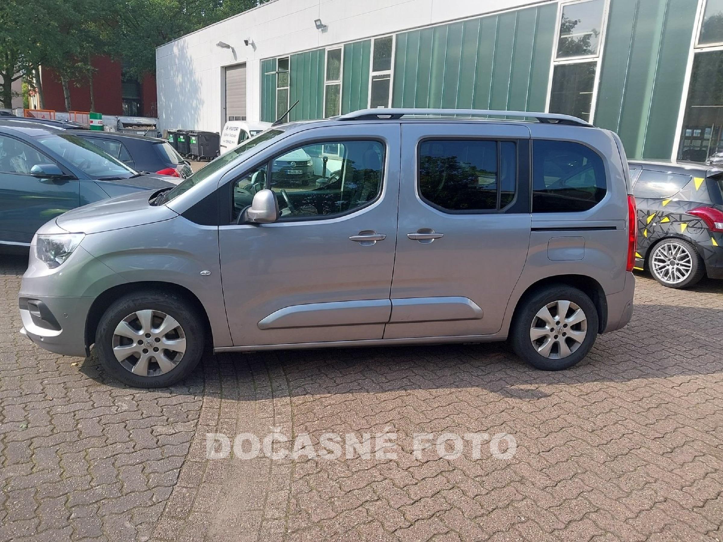 Opel Combo, 2018 - pohled č. 5