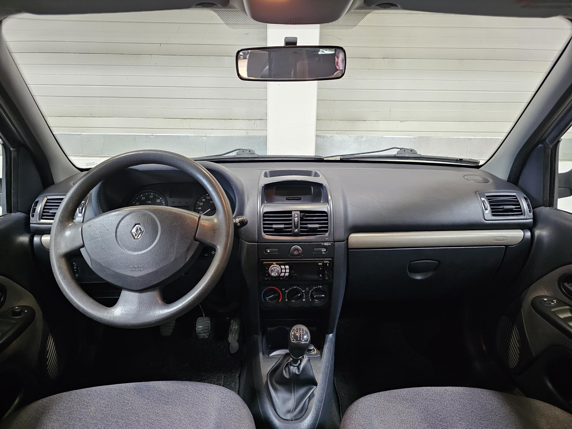 Renault Clio, 2004 - pohled č. 9