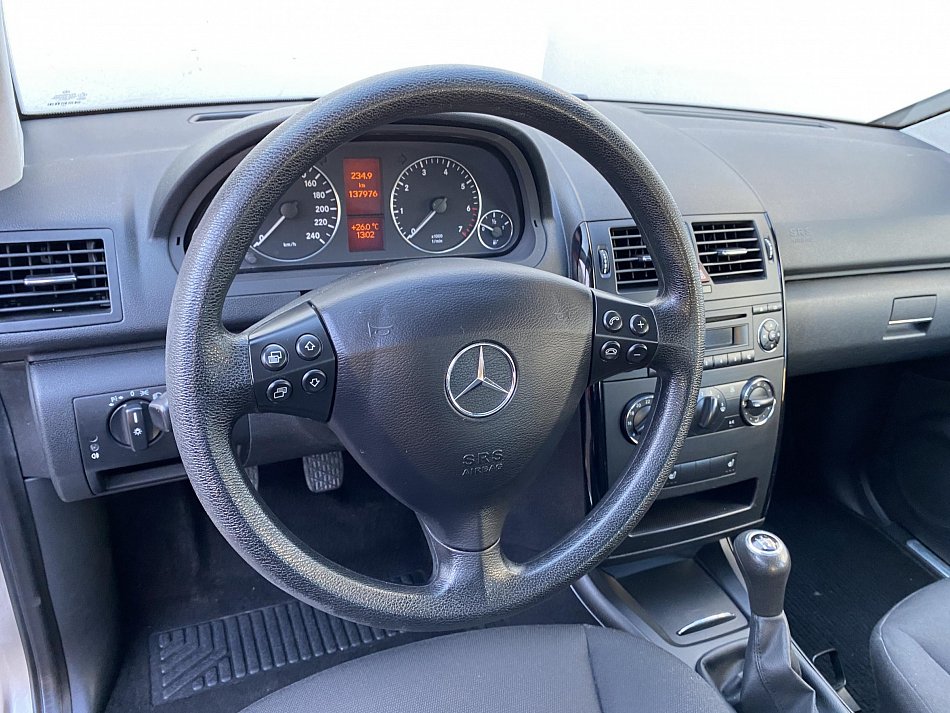 Mercedes-Benz Třída A 1.5 i Classic