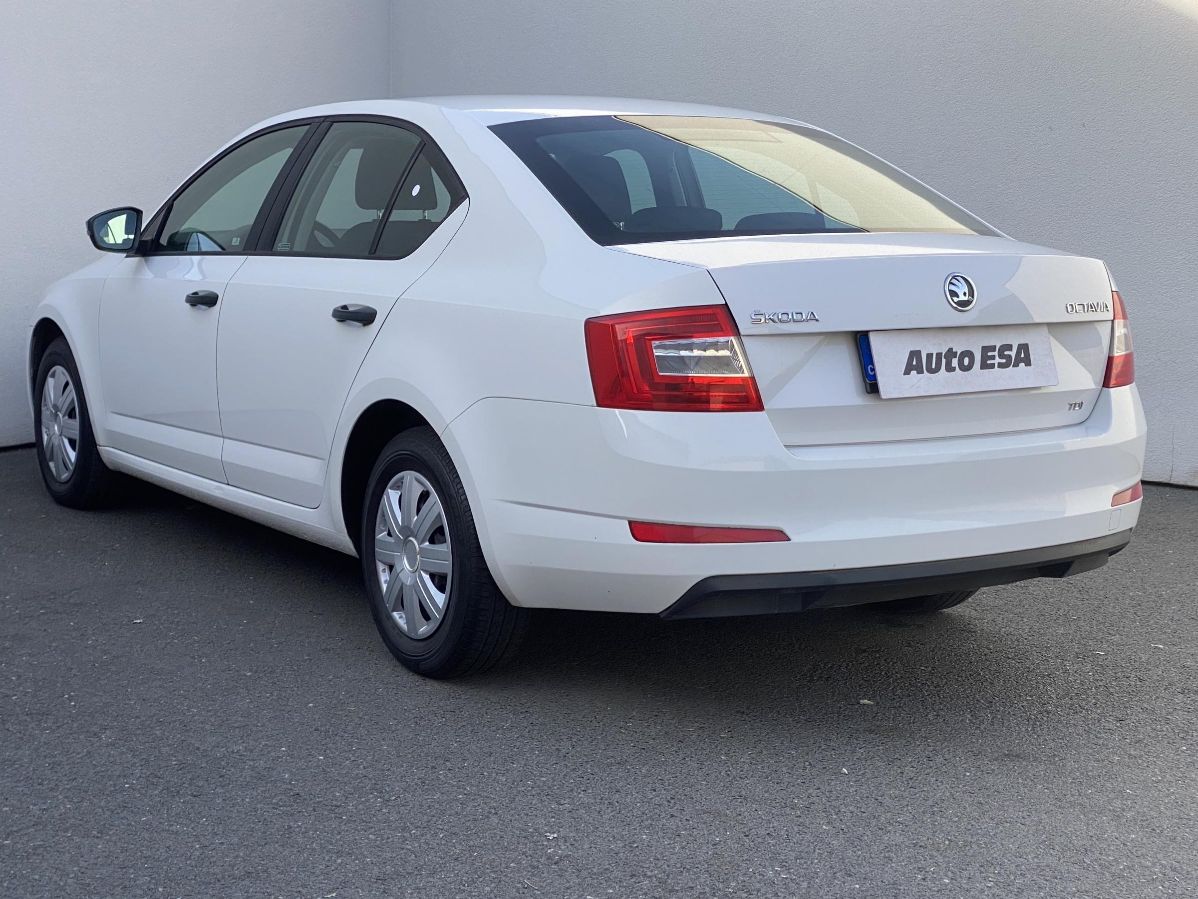 Škoda Octavia III, 2013 - pohled č. 6