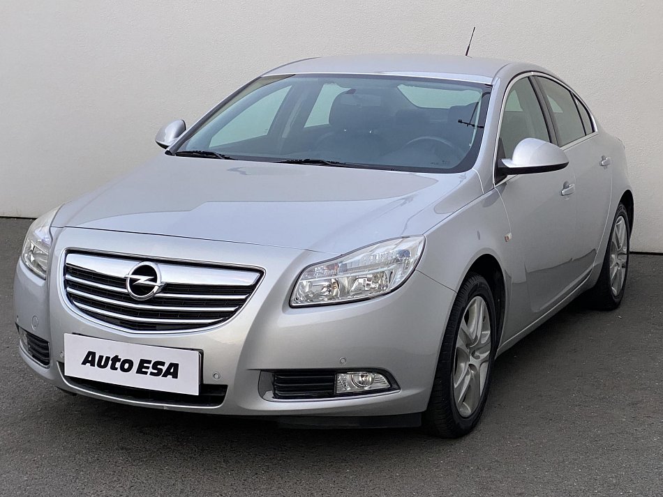 Opel Insignia 1.8 16V 