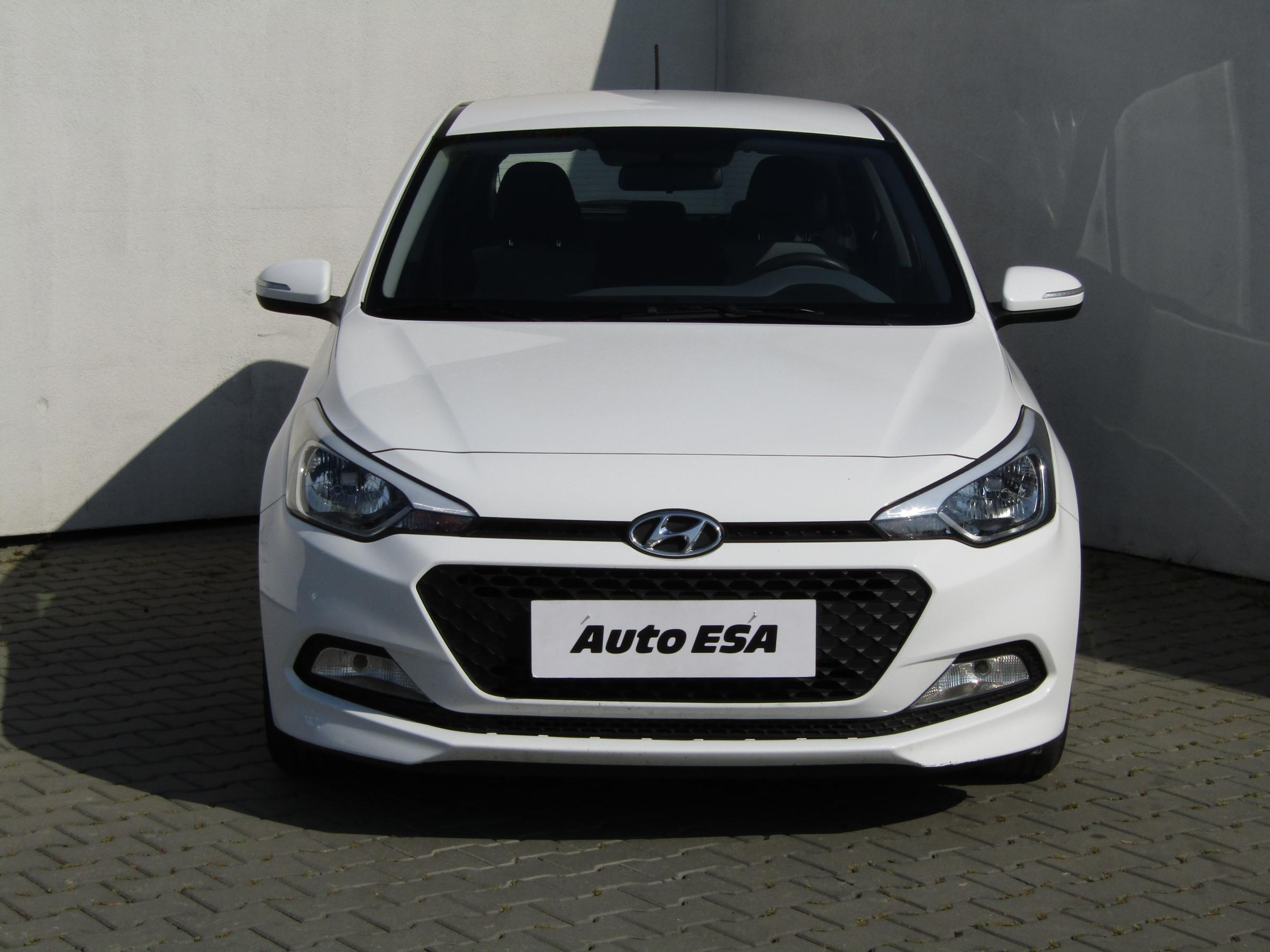 Hyundai i20, 2015 - pohled č. 2