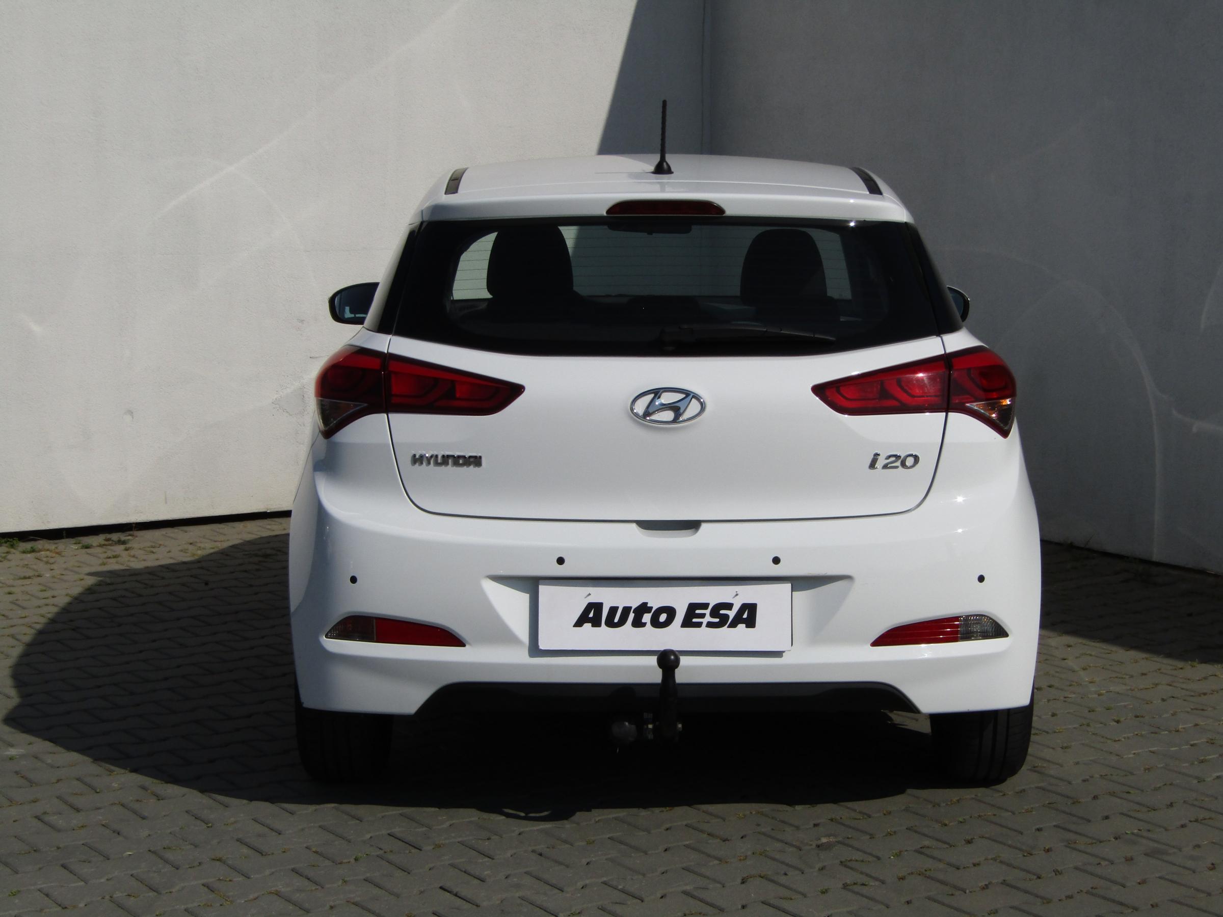 Hyundai i20, 2015 - pohled č. 5