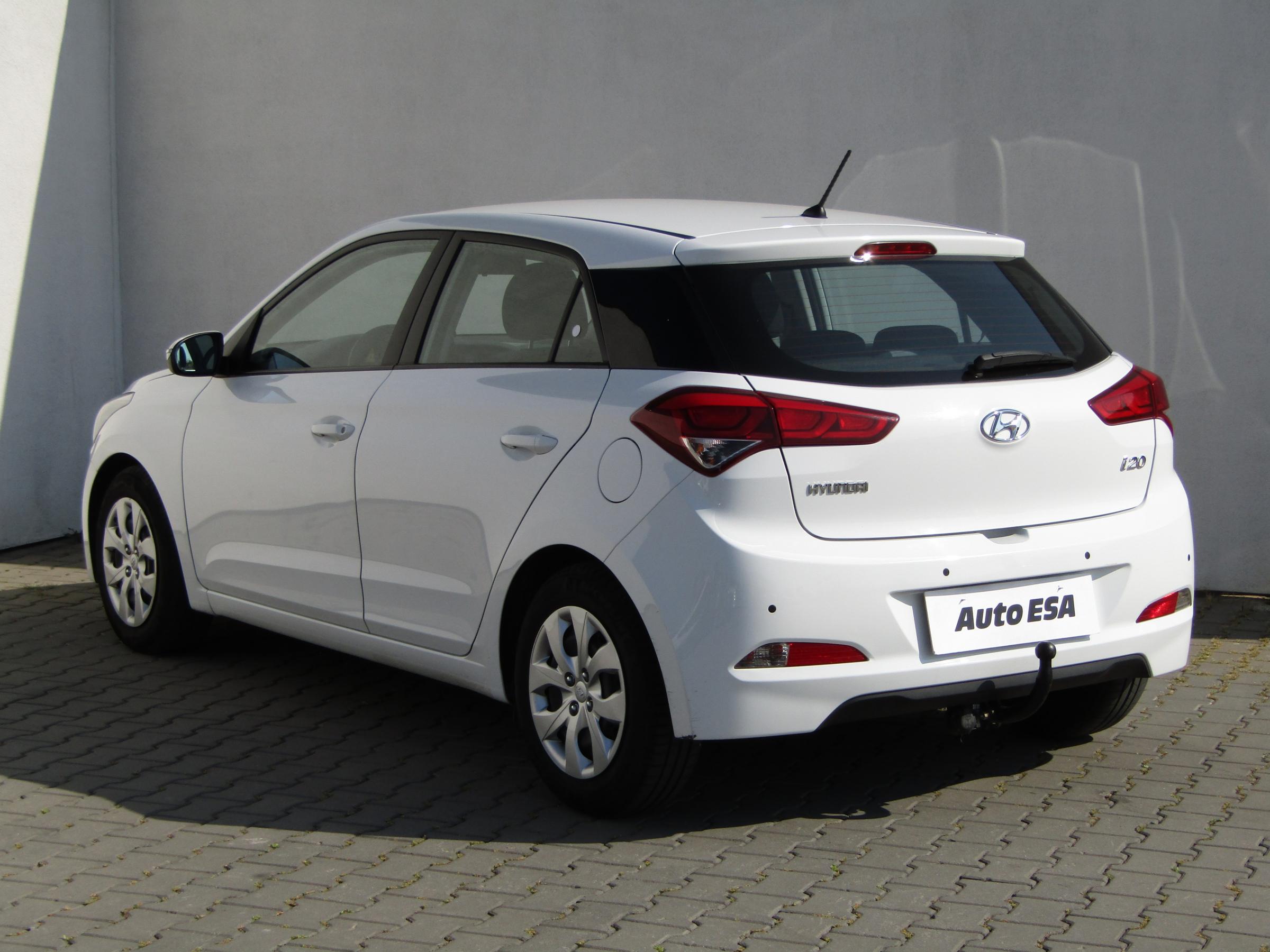 Hyundai i20, 2015 - pohled č. 6