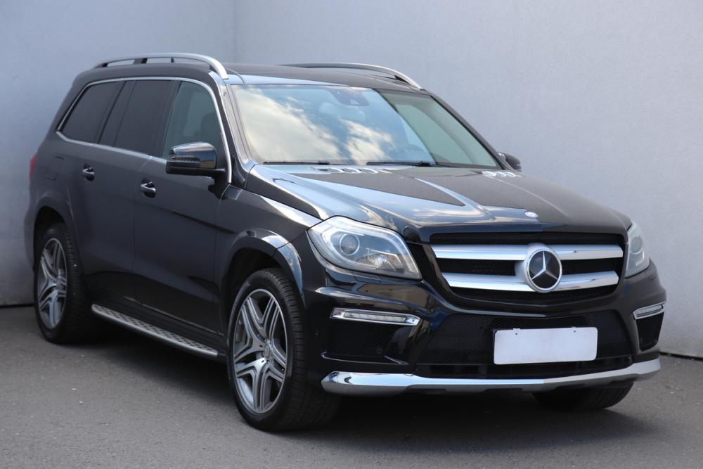 Mercedes-Benz GL, 2013 - pohled č. 1