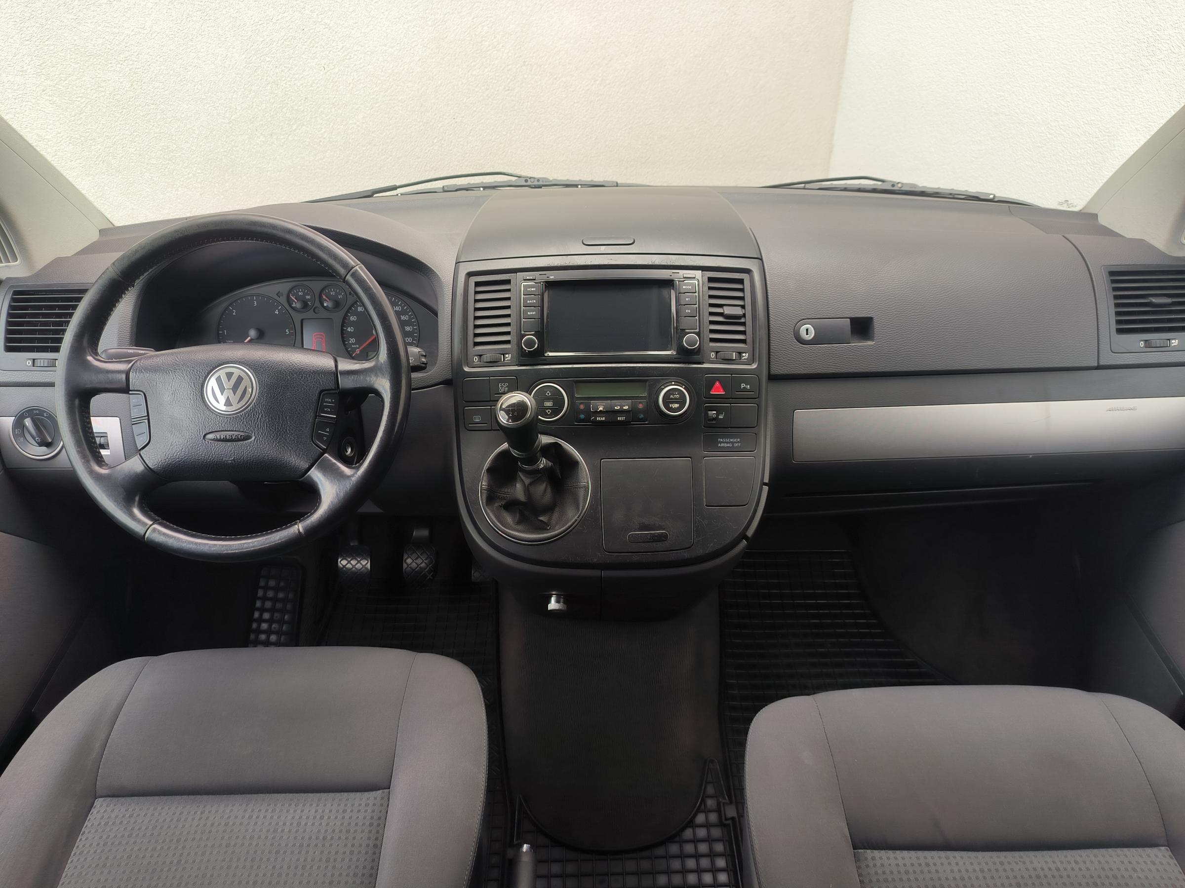 Volkswagen Multivan, 2007 - pohled č. 9
