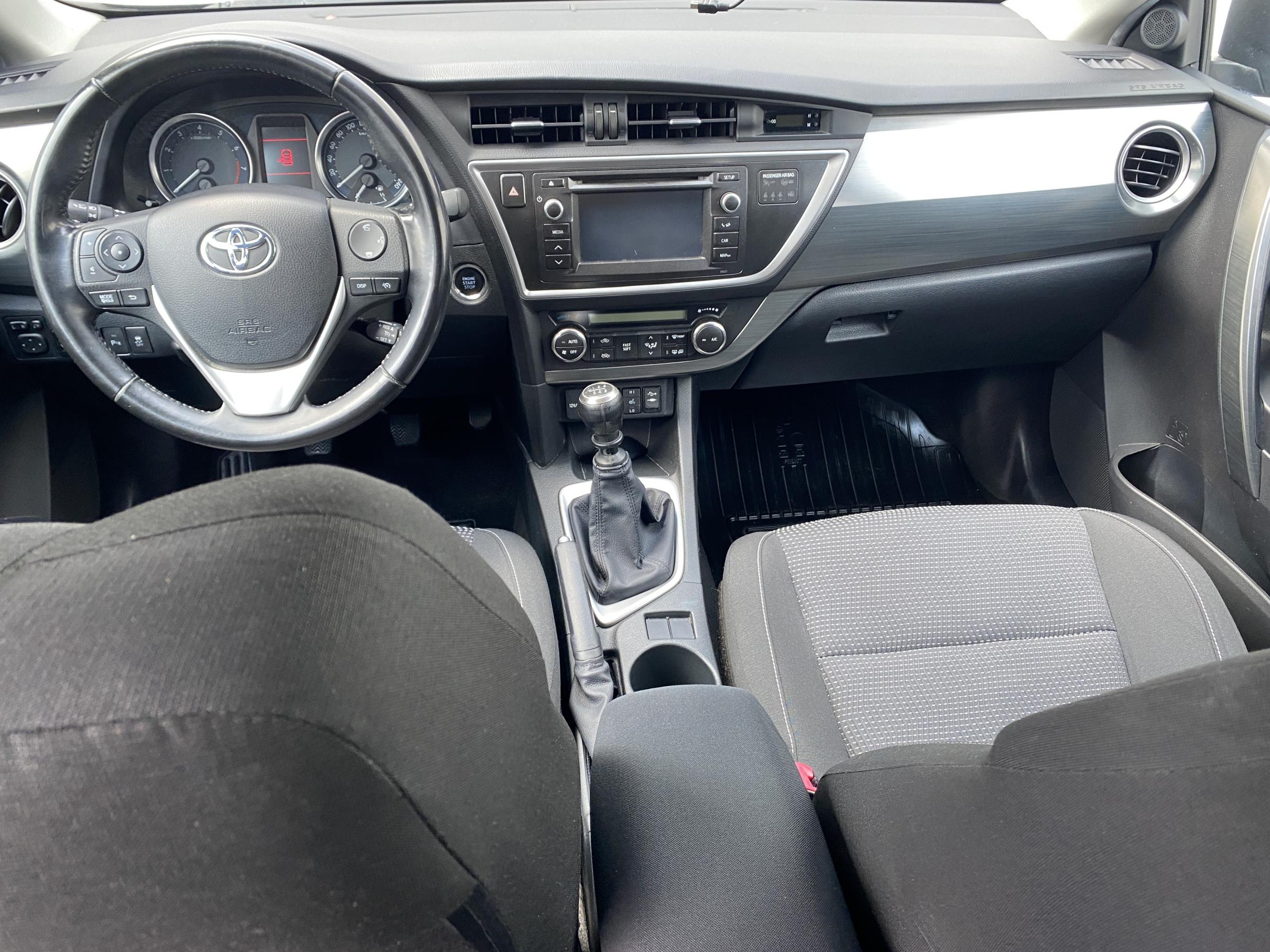 Toyota Auris, 2012 - pohled č. 9