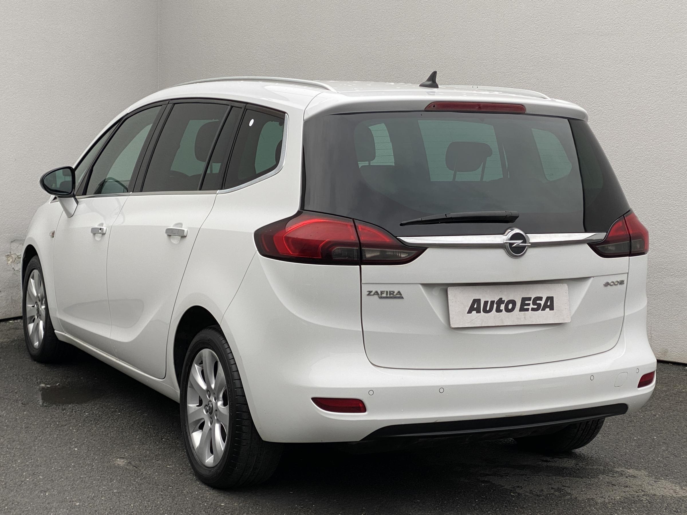 Opel Zafira, 2012 - pohled č. 6