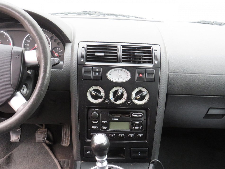 Ford Mondeo 1.8i 