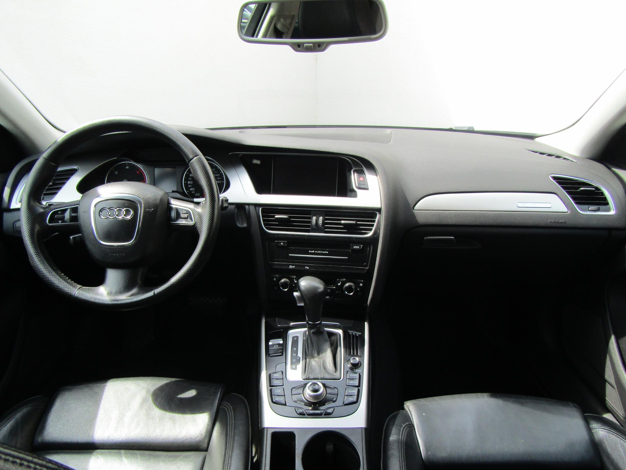 Audi A4 Allroad, 2010 - pohled č. 19
