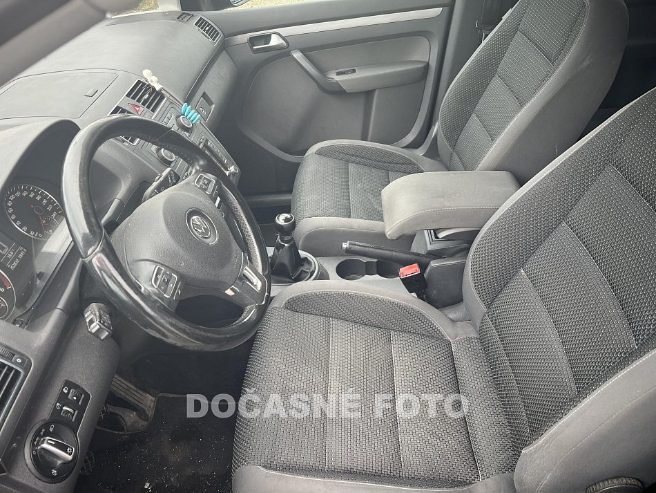 Volkswagen Touran 2.0 TDi 